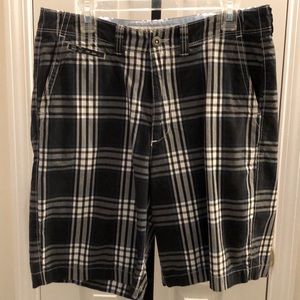 American Eagle 🦅 Plaid Shorts Mens Size 33